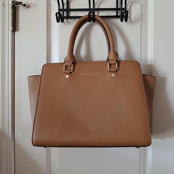 Michael Kors Selma Large Saffiano Leather Satchel Tan Hand Bag - Picture 1 of 8